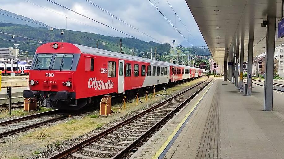 The City Shuttle Arriving at Innsbruck Train Station