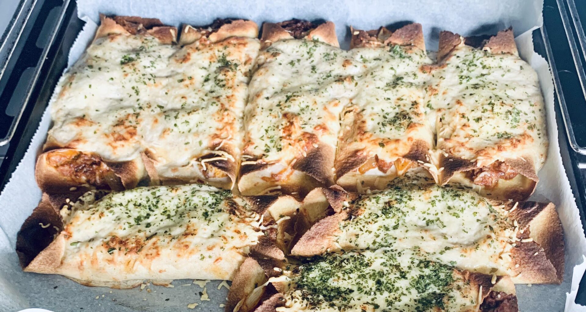 Tacos au bœuf gratinés au four pour midi. Tout est fait maison à l’exception des galettes de maïs. 😋