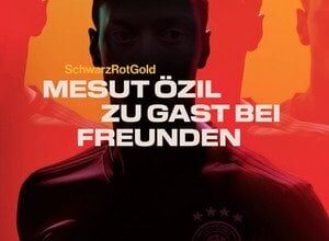 SchwarzRotGold: Mesut Özil zu Gast bei Freunden