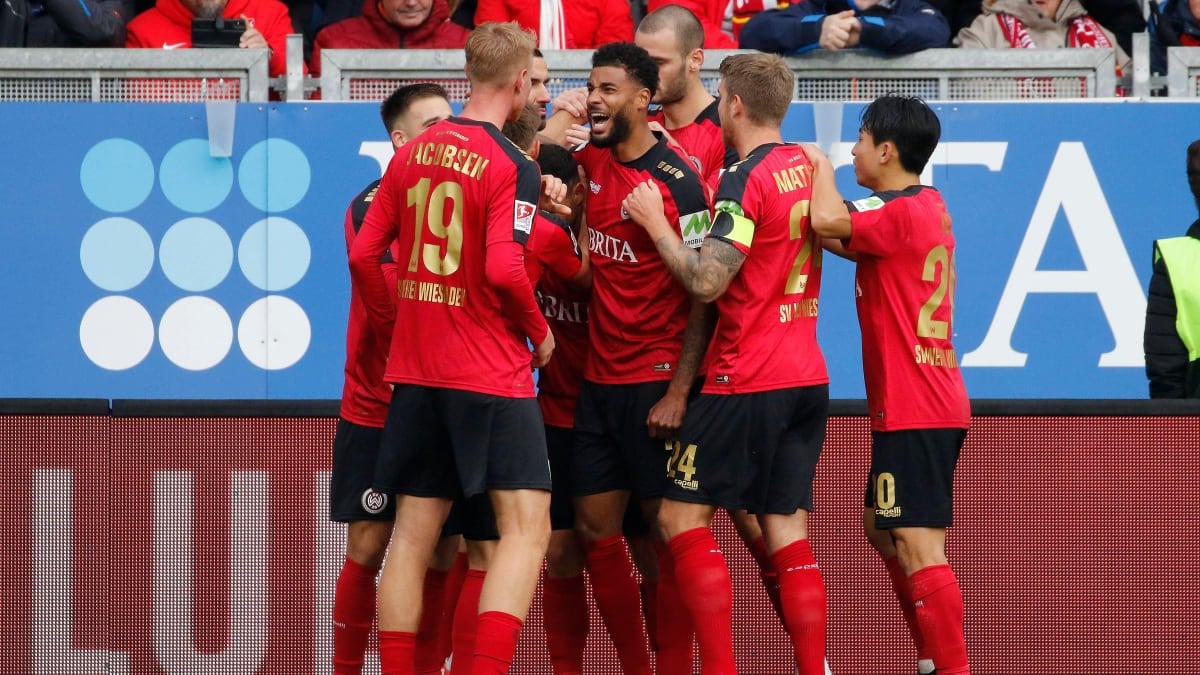Siegesserie hält an: Wiesbaden hat das Spielglück auf seiner Seite