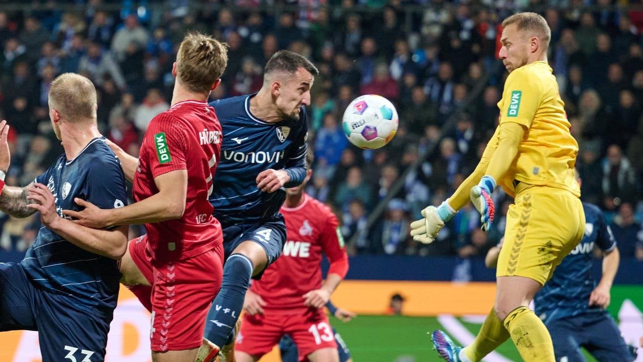 Fußball, Bundesliga: Marvin Schwäbe rettet Köln einen Punkt in Bochum