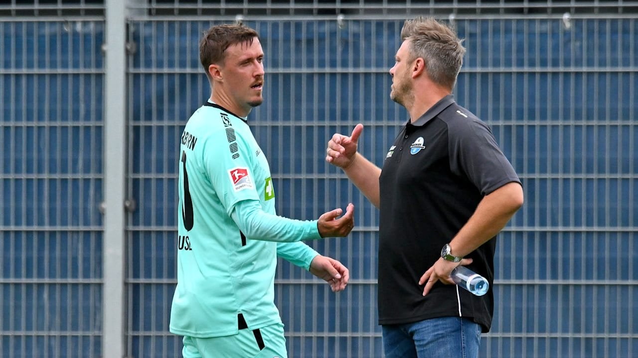 Lukas Kwasniok über Max Kruse: „Alles Gute. Astreiner Mensch, leider ist es für beide Seiten nicht ganz so aufgegangen, wie wir uns das vorgestellt haben. Der aktuelle Stand ist so, dass Max und der Verein sich auf einem guten Weg befinden, da eine gute Lösung zu finden.“