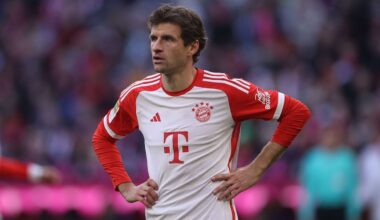 FC Bayern: Thomas Müller verkündet Zukunfts-Entscheidung! Müller hat der Klub-Führung signalisiert: Er wird seine große Karriere nicht vor 2025 beenden!