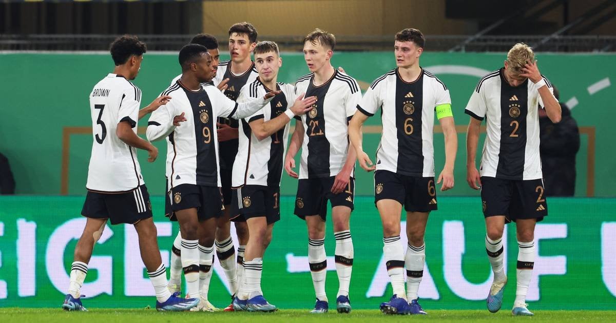 U21 bleibt in der EM-Qualifikation makellos: Gladbach-Debütant Rocco Reitz mit Doppelpack - Moukoko und Beier treffen ebenfalls