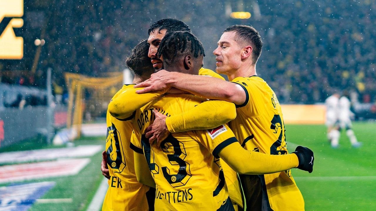 Fünf Tore in der ersten Halbzeit: 4:2 nach 0:2 - Dortmund dreht wildes Spiel gegen Gladbach
