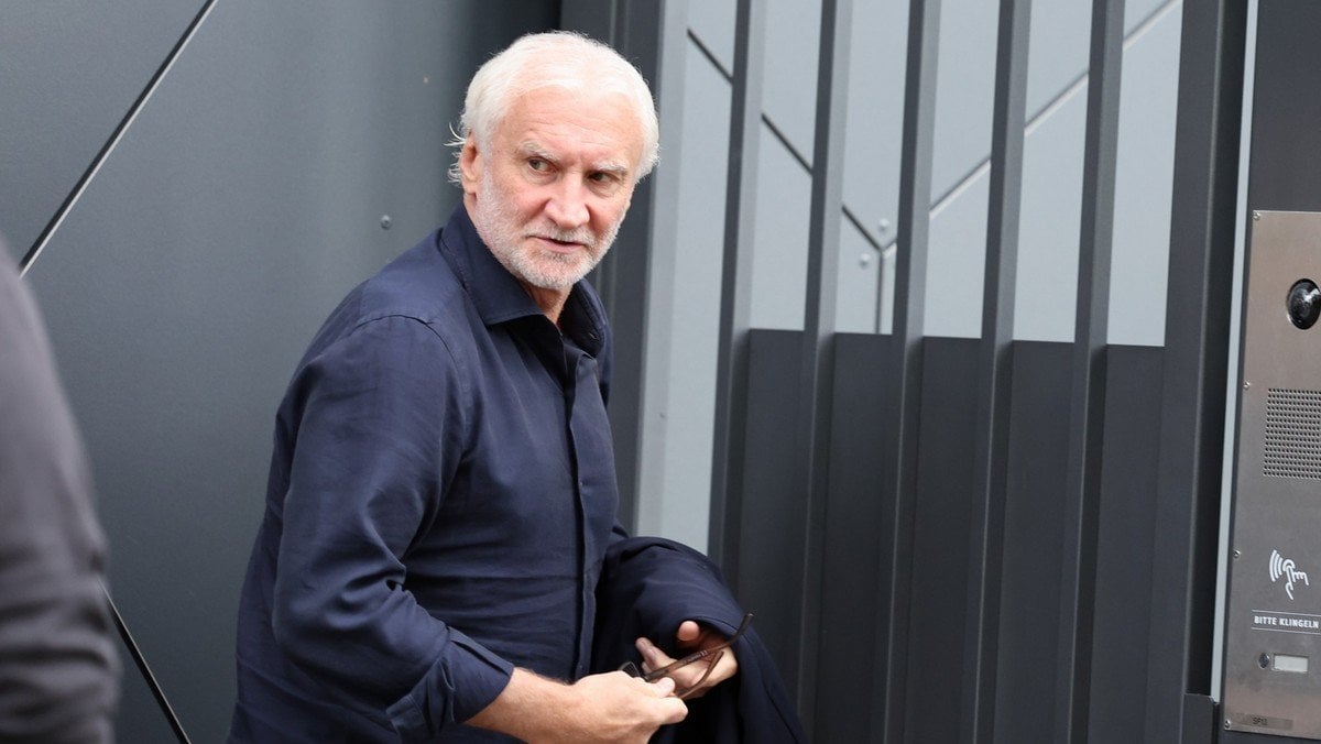 DFB-Boss Rudi Völler sorgt mit Interview bei umstrittenem Portal für Empörung