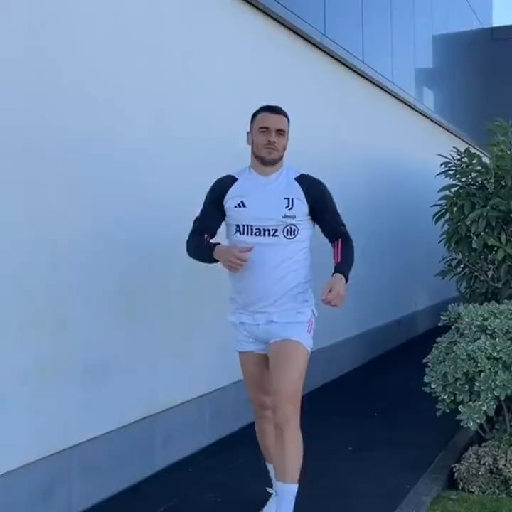 Players returning to trainings and Alex Sandro is there