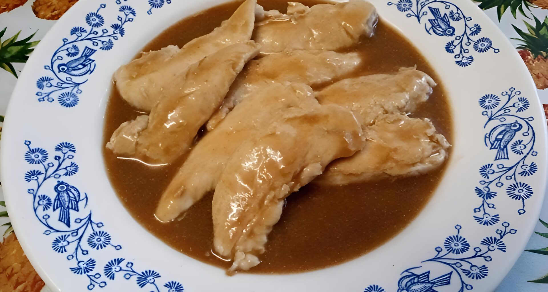 Aiguillettes de poulet, sauce Robert