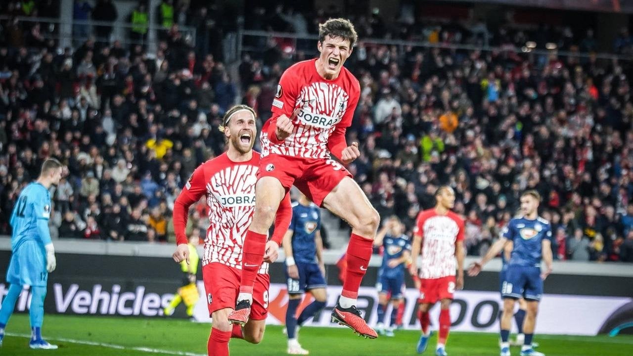 Europa League: Eine Klasse besser - Freiburg jubelt gegen Backa Topola