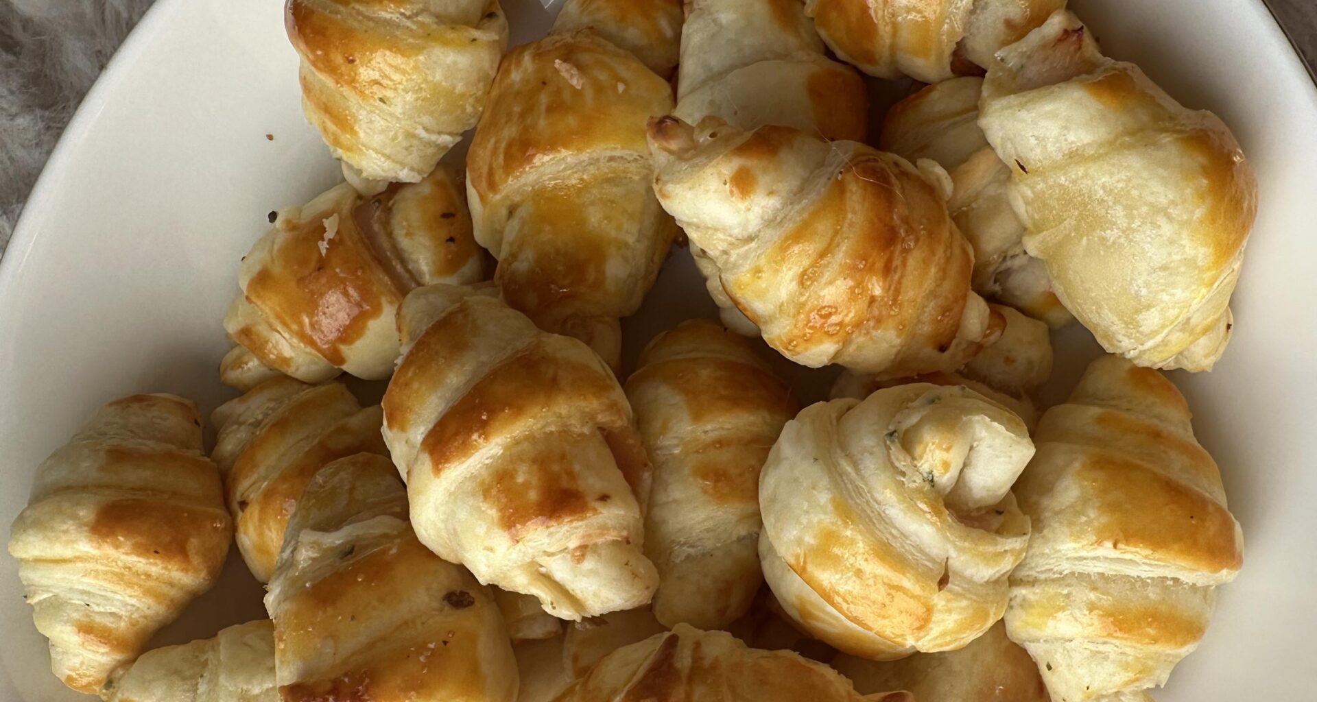 Petit croissant saumon tartare