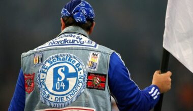 Schalke-Fan reißt schwarz-gelbe Kabelbrücken von Baustelle und verursacht einen Schaden von etwa €6500