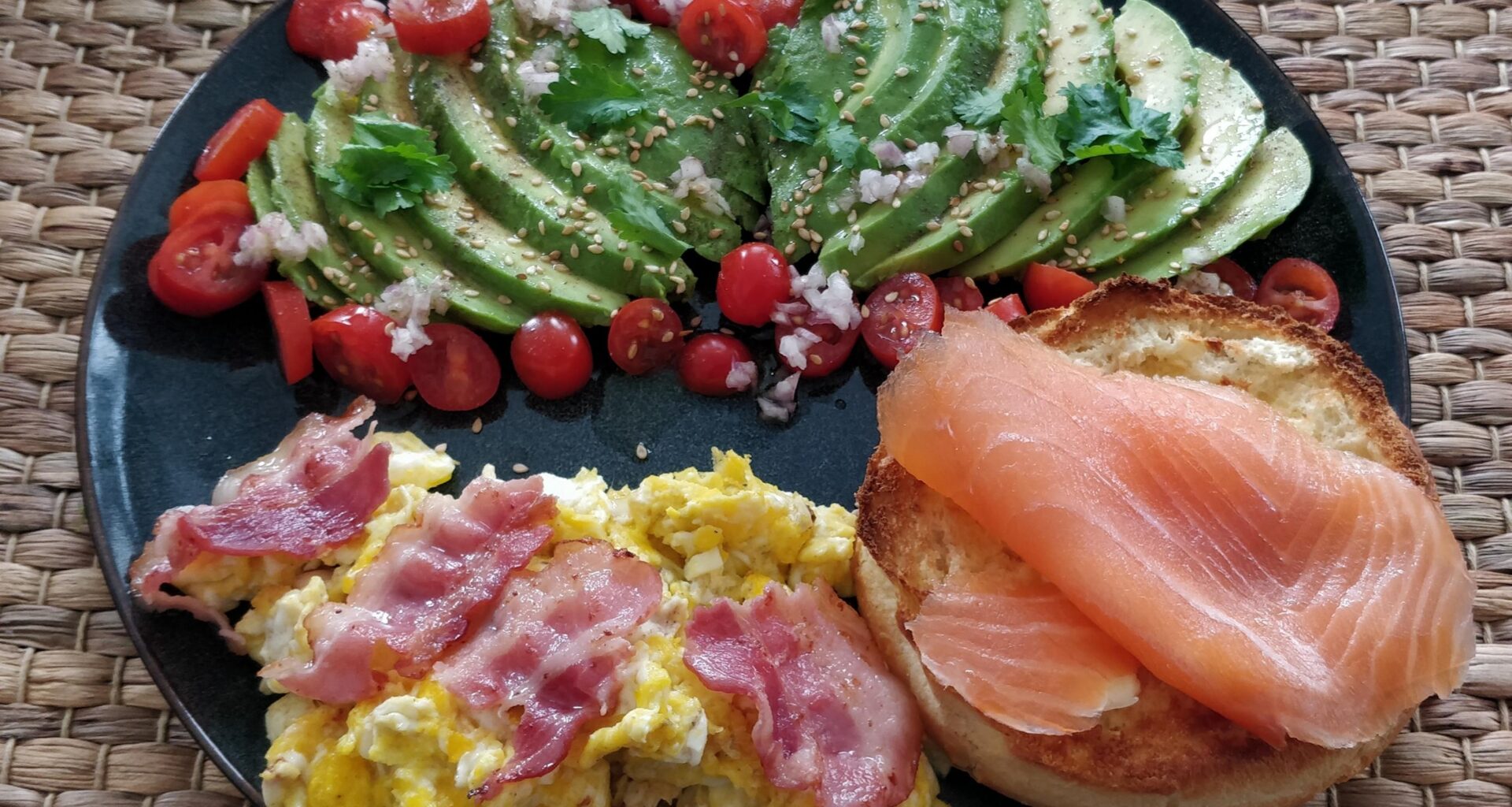 Brunch de dimanche ensoleillé