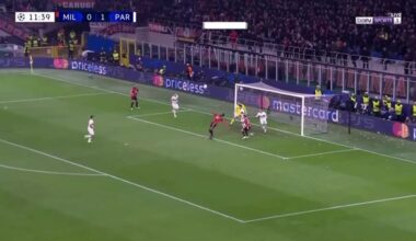 Milan [1]- 1 PSG - Rafael Leao 12'
