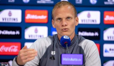 Karel Geraerts auf die Frage, wo er sich im Sommer 2025 sieht: „Das Ziel ist es, dass Schalke 04 dann in der Bundesliga sind. Nun müssen wir erst einmal den Klub stabilisieren, das geht mit kleinen Schritten. Das Potenzial ist groß, es zu heben ist unsere Aufgabe.“