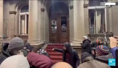 'Tensions ran high on Christmas Eve in Serbia's capital' • FRANCE 24 English