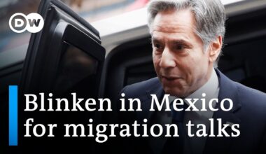 Blinken visits Mexico as migrant caravan heads toward US border | DW News