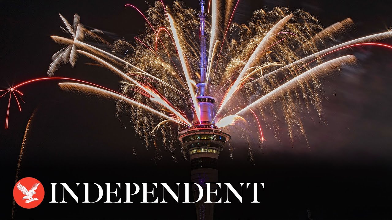 Live: New Zealand welcomes in 2024 with New Year fireworks over Auckland