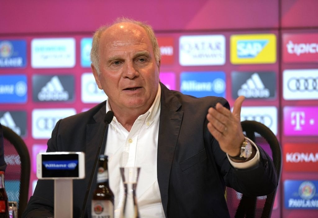 Uli Hoeneß kritisiert mögliche Rückkehr von Kroos ins DFB-Team: "Das wäre ein ziemliches Titanic-Signal. Toni ist ein überragender Fußballer, aber ich glaube nicht, dass er den deutschen Fußball retten kann."