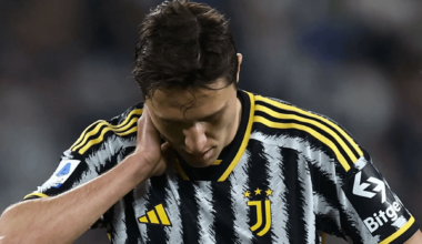 Max Allegri | Federico Chiesa felt some discomfort in his patellar tendon, so he'll stay at home for this one. Whoever plays will have to give their all, because tomorrow the result is very important. We are all on a good growth path."
