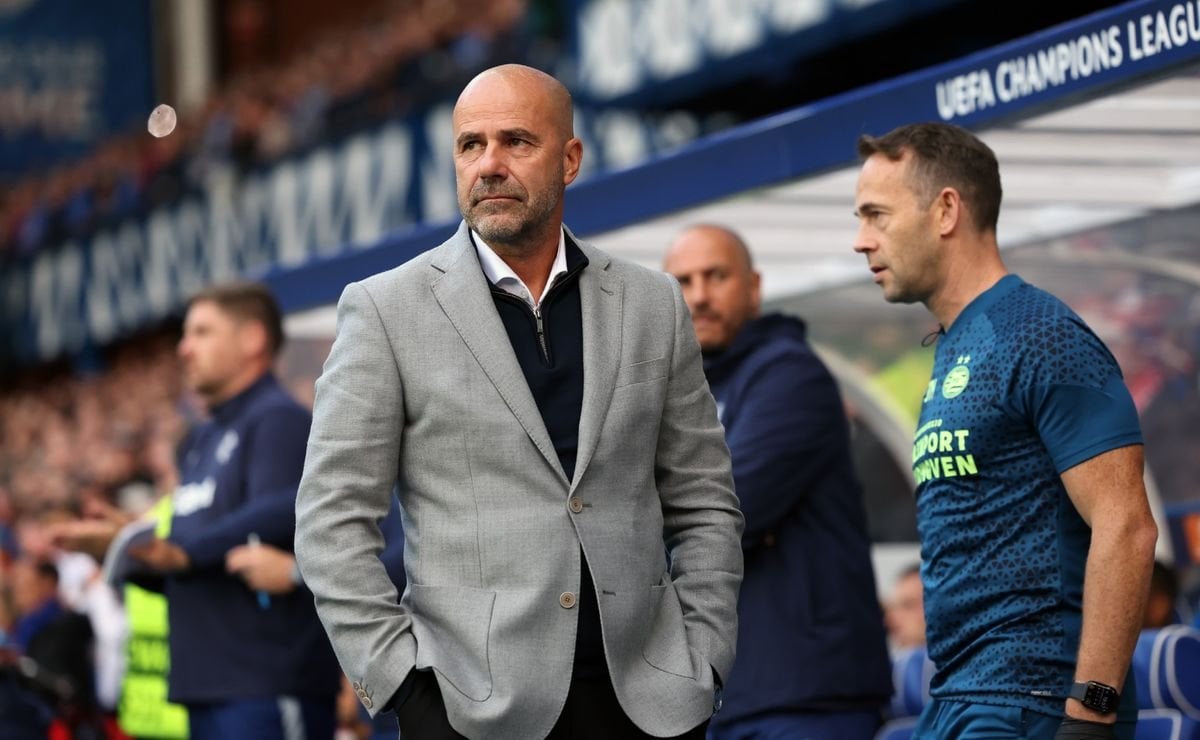 PSV Eindhoven coach Peter Bosz praises USMNT midfielder for ‘scary’ game against Arsenal