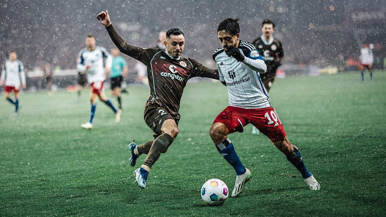 [2. Bundesliga] Denkwürdiges Derby: HSV punktet nach 0:2-Rückstand bei St. Pauli