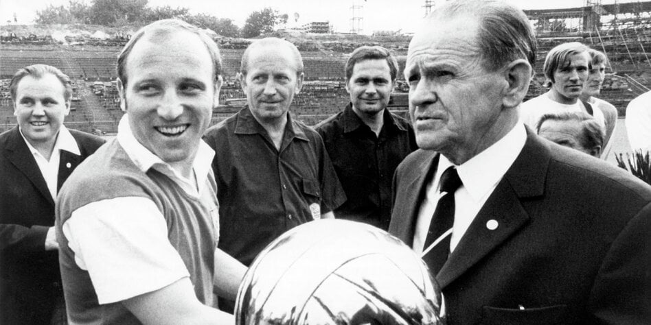 Bildband über HSV-Legende Uwe Seeler: Uns Uwe und vieles mehr