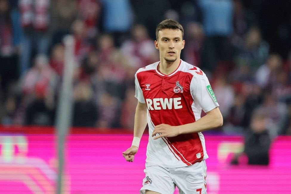 Dejan Ljubicic-Abgang im Winter nach @SkySportDE-Infos durchaus möglich. Der Spieler kann sich einen Wechsel weiter vorstellen. Köln wäre bei einer Summe knapp unter der 10 Mio.-Grenze gesprächsbereit. Baumgart will den Spieler eigentlich behalten.