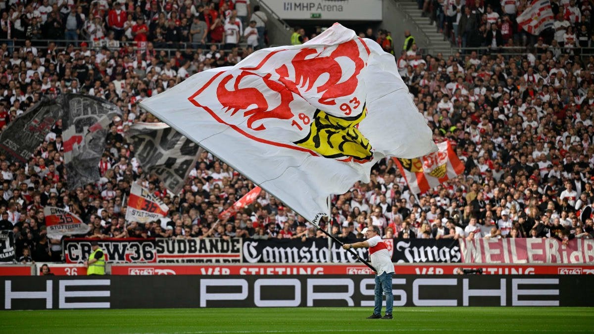 DFL-Präsidium tagt wegen Porsche/VfB-Deal: Knackpunkt ist Paragraf 8.6 wonach man nicht an mehr als 3 Vereinen beteiligt sein darf - Stuttgart wäre durch die Muttergesellschaft VW aber bereits der 4. Verein nach Wolfsburg, Bayern und dem aufstiegsambitionierten FC Ingolstadt