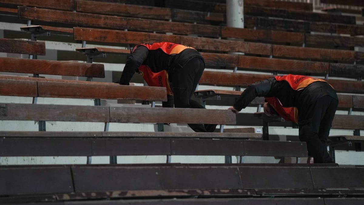Verdächtiger Gegenstand im Gästeblock": Dortmunds Heimspiel gegen Münster abgesagt