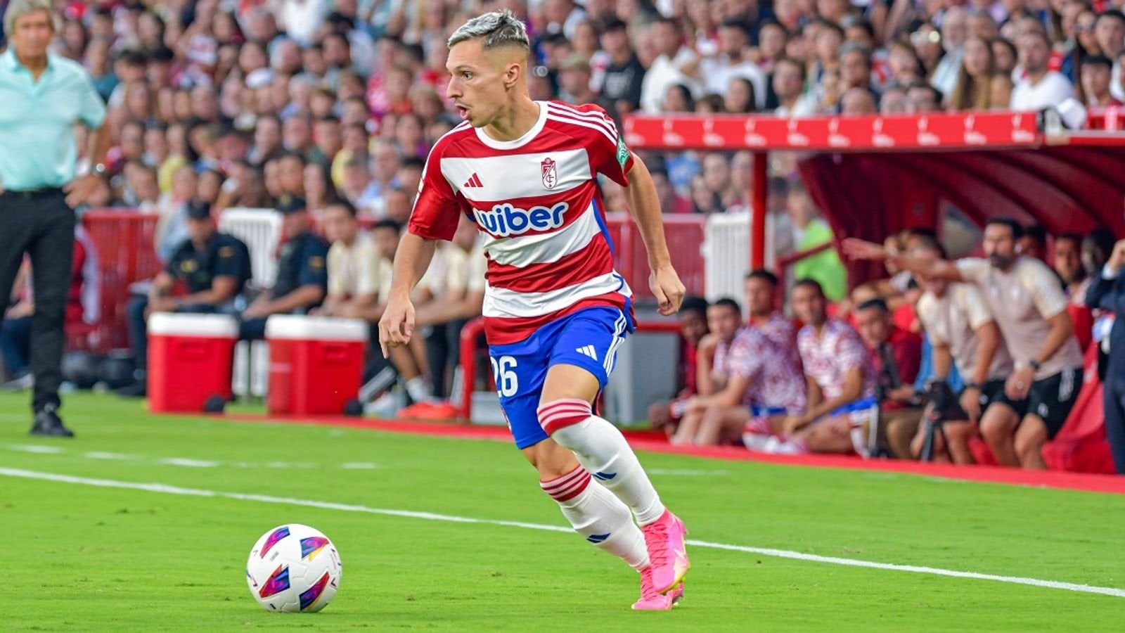 Sky Info: FC Bayern verpflichtet Bryan Zaragoza vom FC Granada für ca. 15 Mio. €