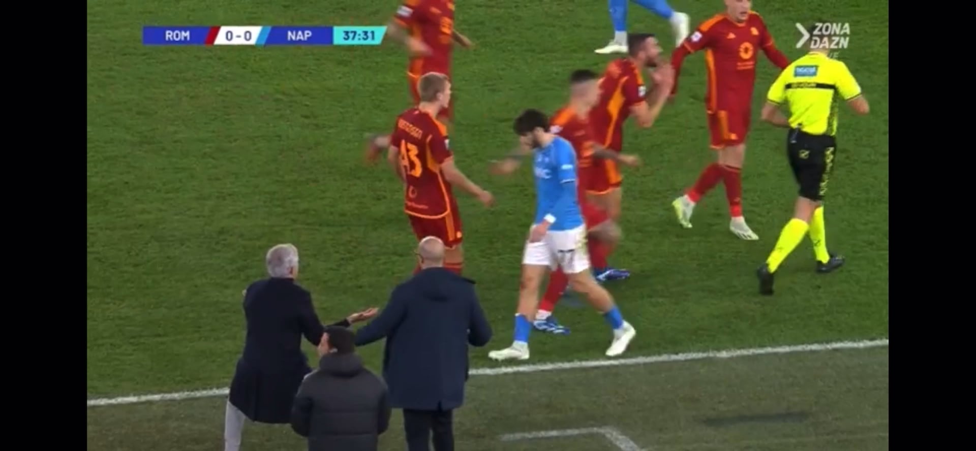 Mourinho 👁️ Kvaratskhelia