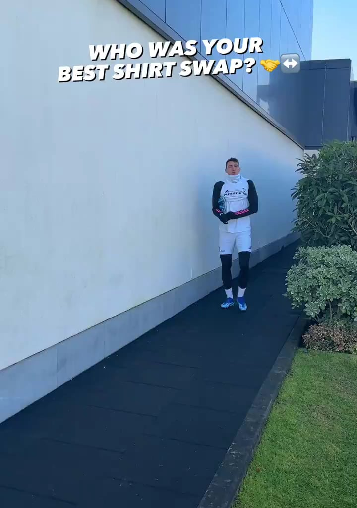Juventus players saying who was the best player they swapped shirts with