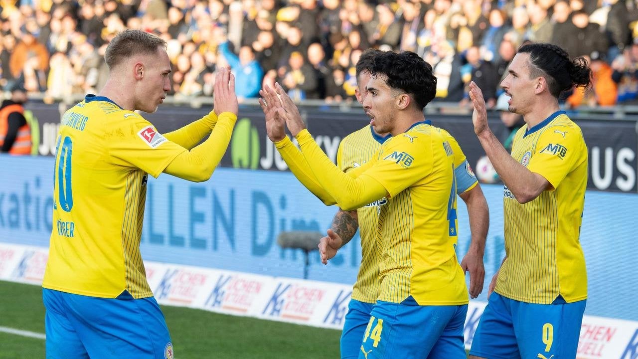 Braunschweig dreht Kellerduell gegen 1. FC Kaiserslautern