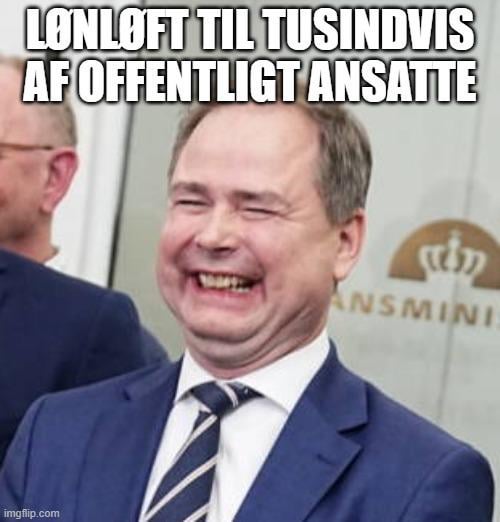 Faldt over et billede af Wammen, der skreg "Meme Mig"