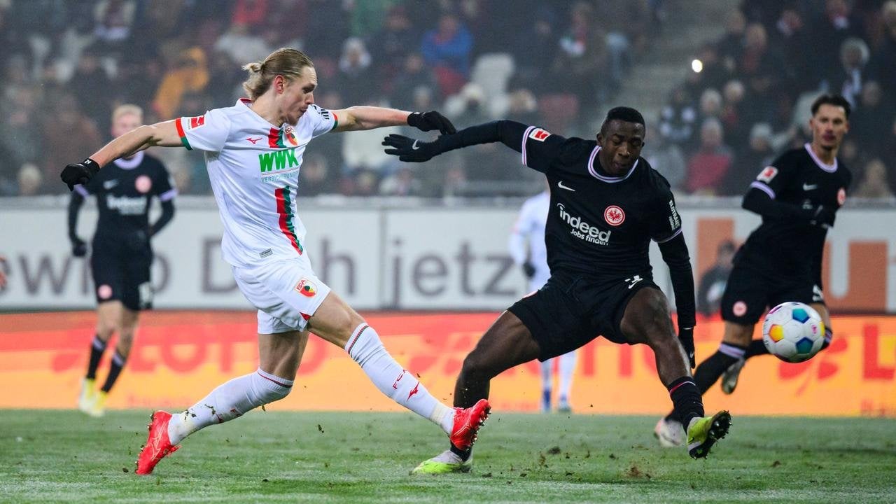 Eintracht wieder schwach: Augsburg schießt Frankfurt in eine Mini-Krise