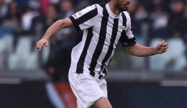Giorgio Chiellini | The best jersey I wore at Juventus was that of 120th anniversary. It was beautiful and I'm looking to buy one