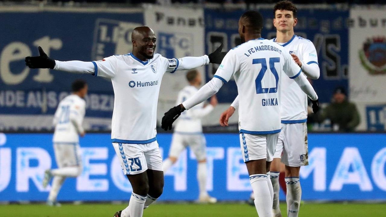 [2. Bundesliga] Nach der Trennung von Trainer Schuster: Kaiserslautern kassiert in Magdeburg eine Klatsche