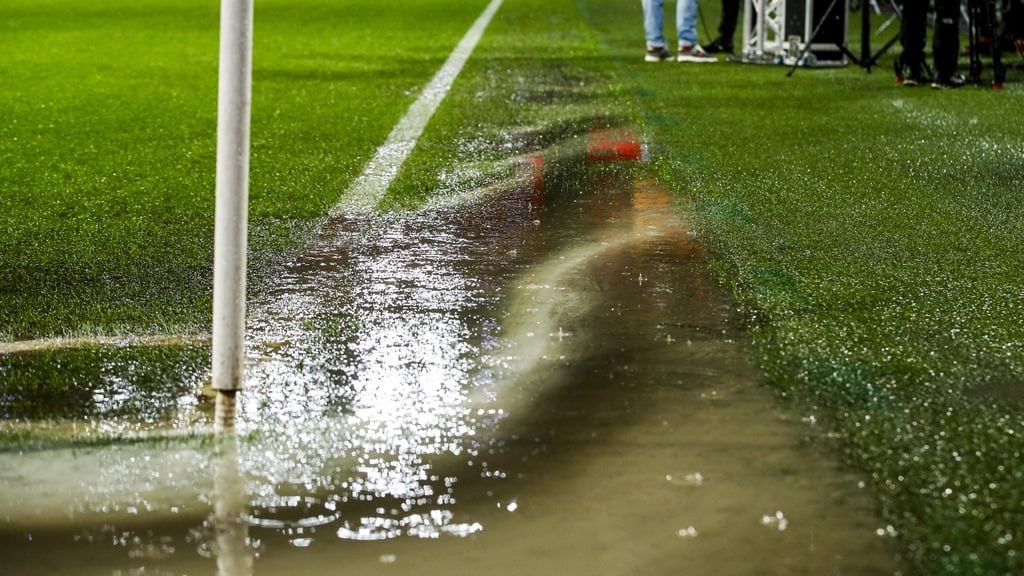 KNVB Cup game PSV - FC Twente cancelled due to heavy rainfall.