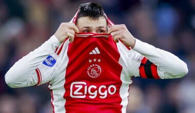 Ajax throw away win thanks to late Thy goal in 2-2 draw against PEC Zwolle