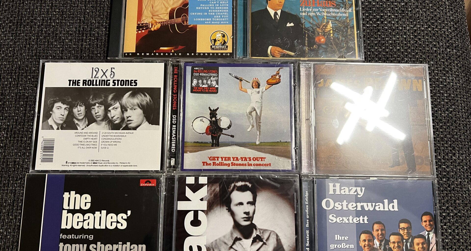 Ich habe nach Preisen für eine Tombola beim Fußballturnier für Kinder gefragt.