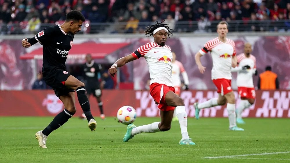 [Bundesliga | 17. Spieltag] Auch ohne Afrika-Cup-Trio: Eintracht unterstreicht mit Sieg in Leipzig ihre Europapokal-Ambitionen