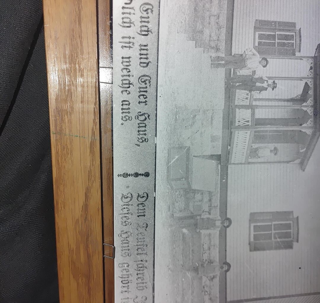 Can someone help me translate this, Google translate sucks.