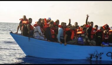 Mer Méditerranée : des centaines de migrants secourus par des navires humanitaires