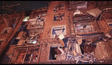 Ukraine : des frappes russes sur Kyiv et Kharkiv font au moins quatre morts