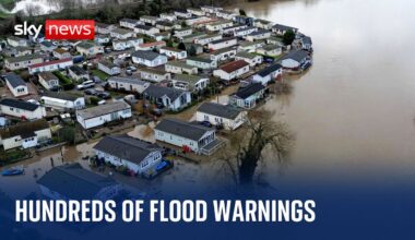 UK weather: Hundreds of flood alerts and warnings in place across England