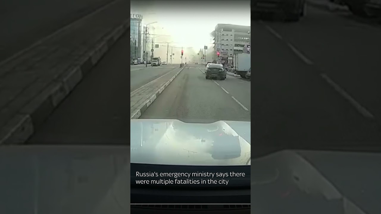 Explosion in Russia caught on dashcam