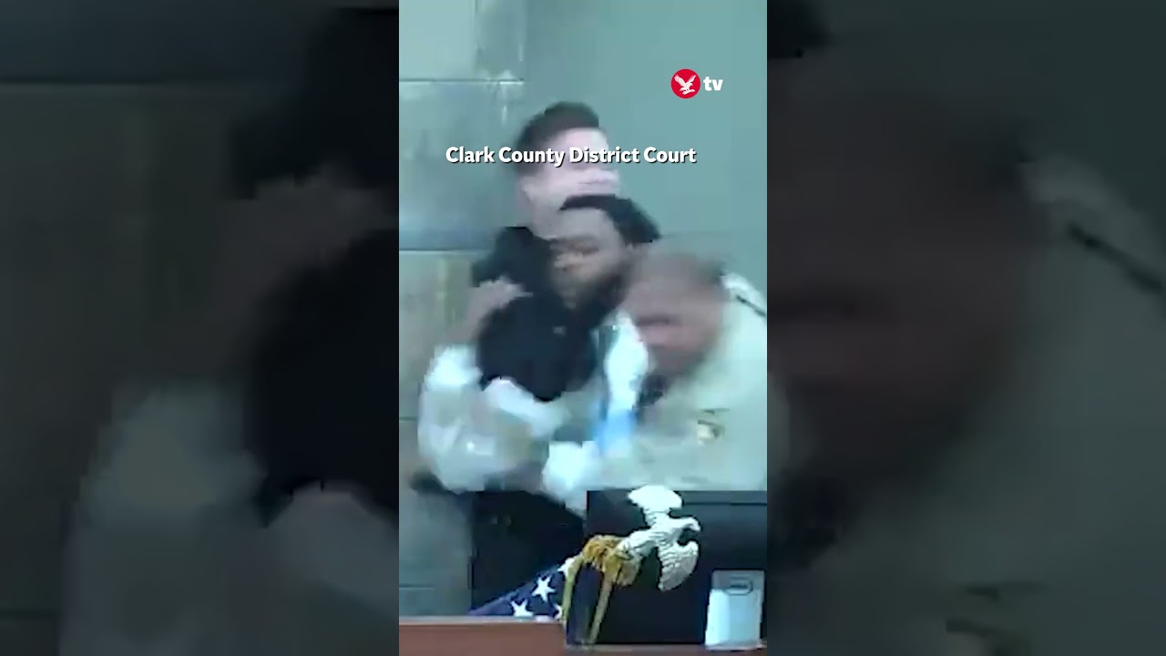 Felon attacks judge during sentencing #shorts