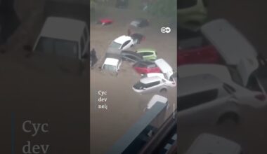 Cyclone Belal batters Mauritius and Reunion | DW Shorts