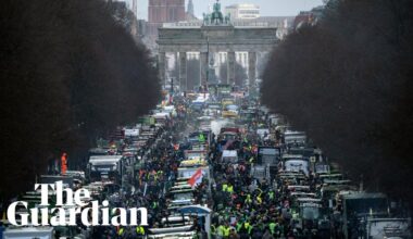 Tractors shut down roads in Berlin in protest against greener farming policies