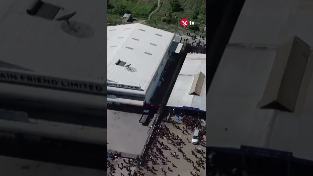 Mass looting in Papua New Guinea capital #shorts